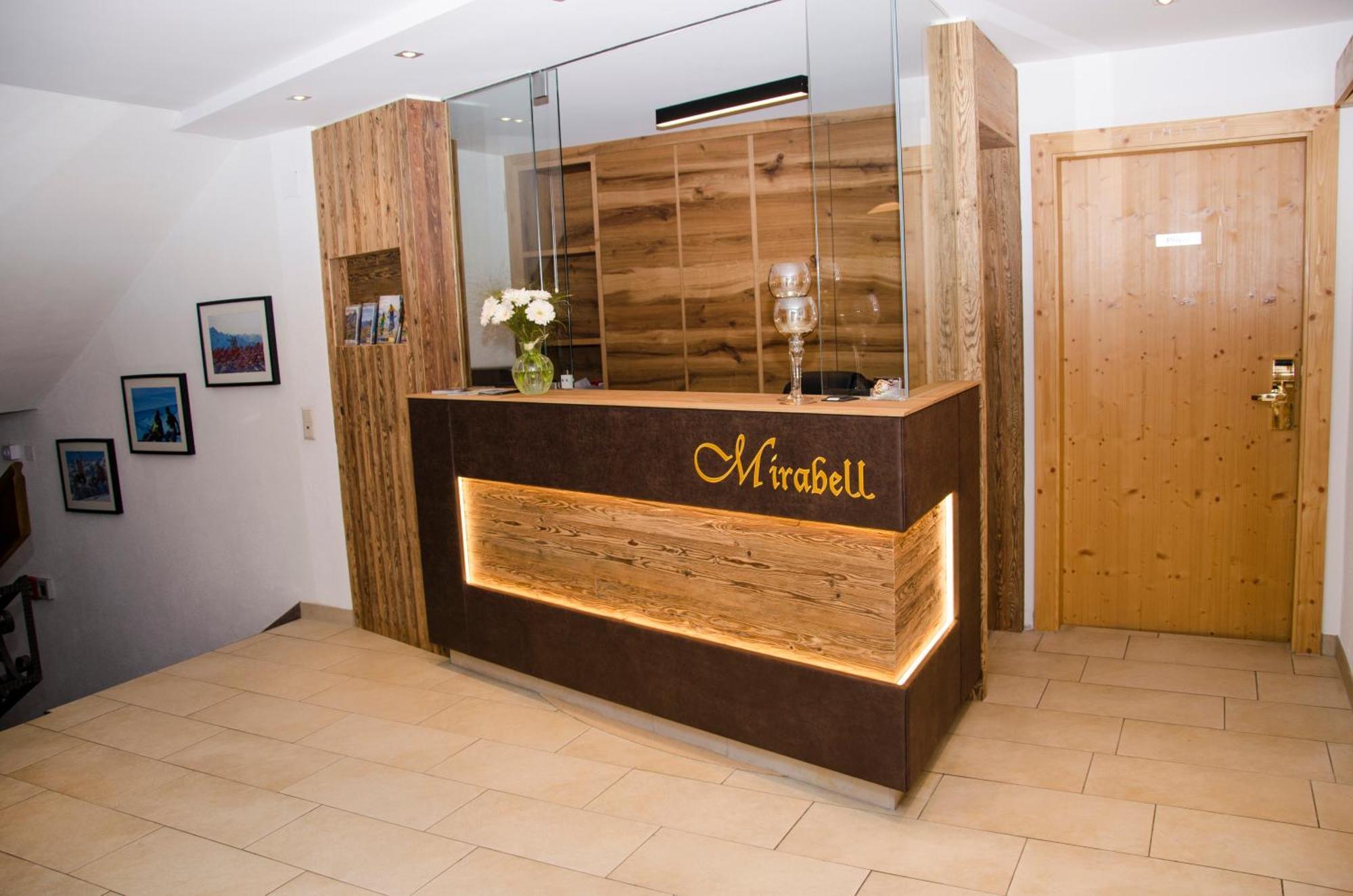 Hotel Garni Mirabell Ischgl Exterior photo