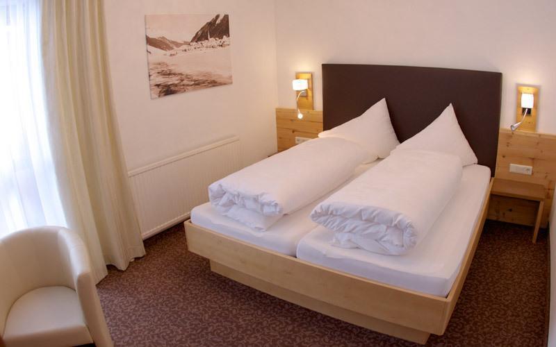 Hotel Garni Mirabell Ischgl Exterior photo